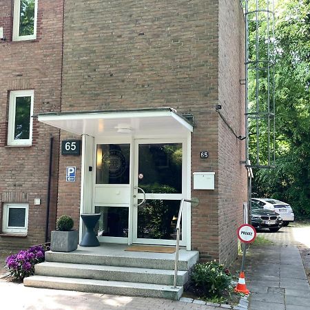 Academy Lodge Boardinghouse Hamburg-Harburg Exteriör bild